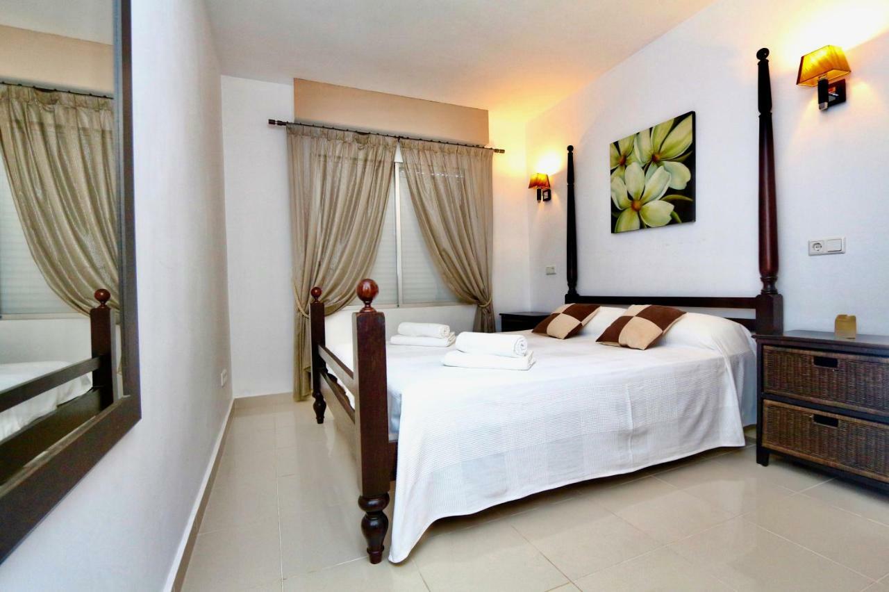 3- Bedroom Apartment In The Centre Of Calpe With Nice Living Room, 1 Bathroom. المظهر الخارجي الصورة