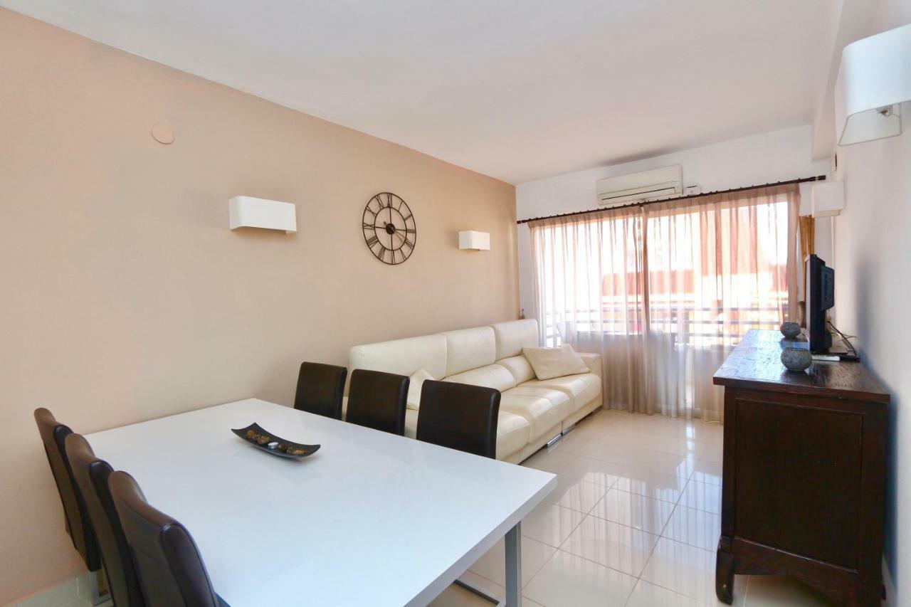 3- Bedroom Apartment In The Centre Of Calpe With Nice Living Room, 1 Bathroom. المظهر الخارجي الصورة