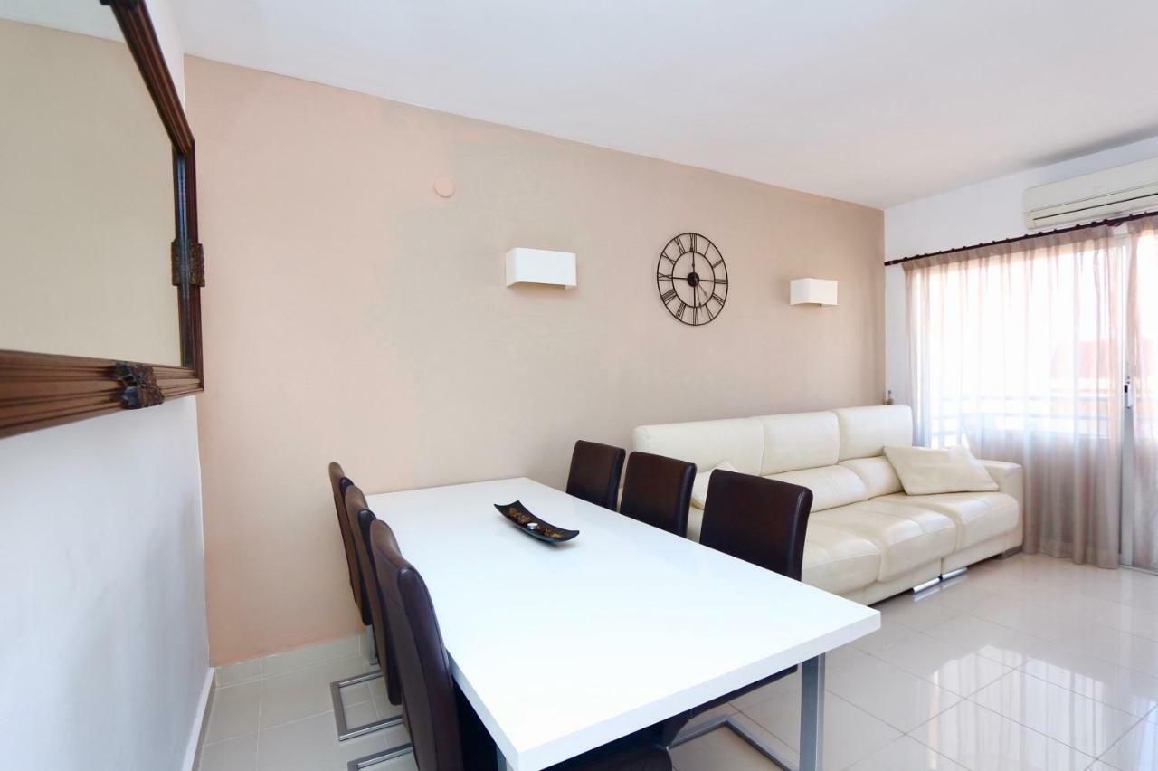 3- Bedroom Apartment In The Centre Of Calpe With Nice Living Room, 1 Bathroom. المظهر الخارجي الصورة